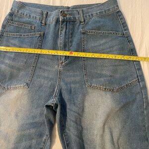 Barrel Style Baggy Women’s Denim MED